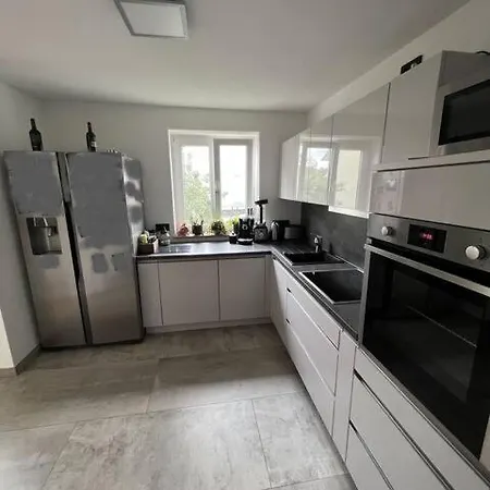 Zentrale 3 Zimmer - Naehe Flughafen & Messe * Neuhausen auf den Fildern